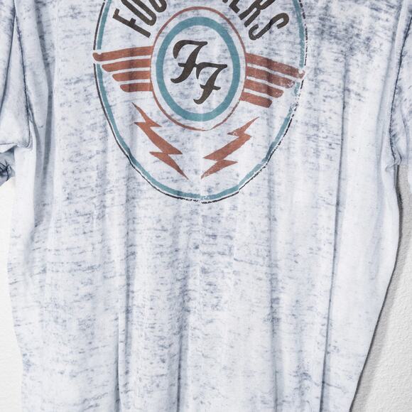 Foo Fighters Women’s Grunge Band Tee Sheer Cotton Distressed Style Graphic XL - Picture 4 of 7